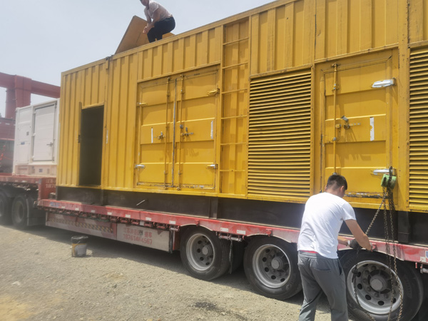 浑江除了负载情况和发动机维护,还有哪些因素会影响 200kw 柴油发电机的油耗?